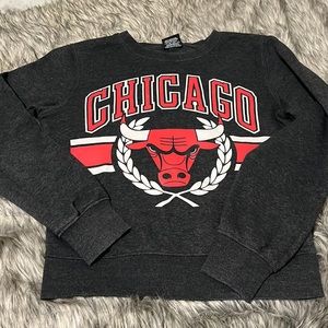 Chicago bulls crew neck sweater